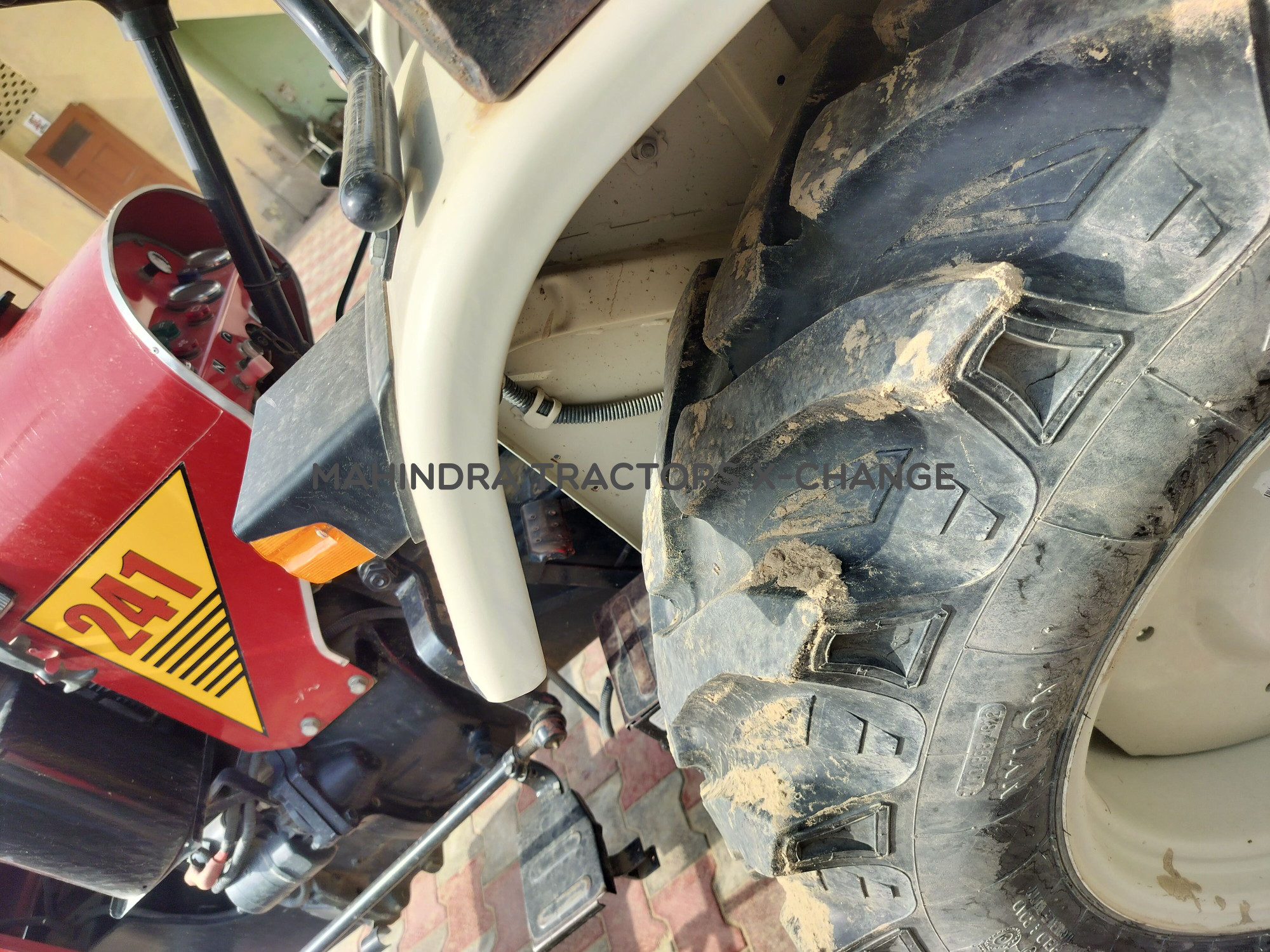 2023 Eicher EIC 241-4