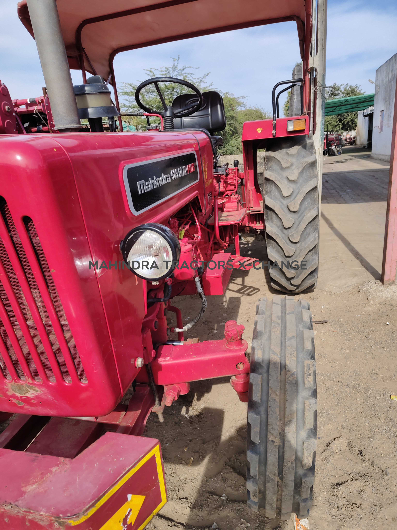 2023 Mahindra 585 DI XP Plus-3