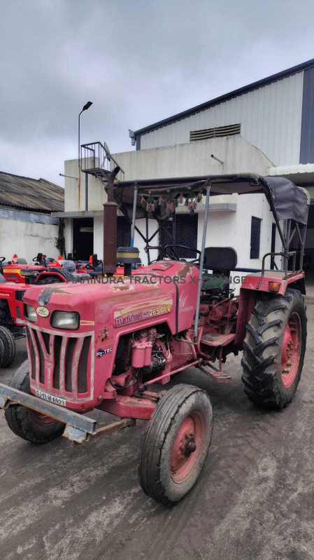 2010 Mahindra 265 DI-2