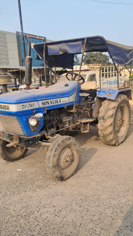 2006 Sonalika DI 740 III S3-2