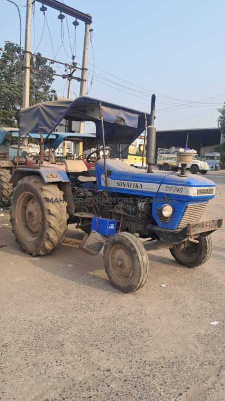 2006 Sonalika DI 740 III S3-3