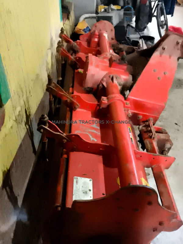 2023 Mahindra YUVO TECH + 585DI-5