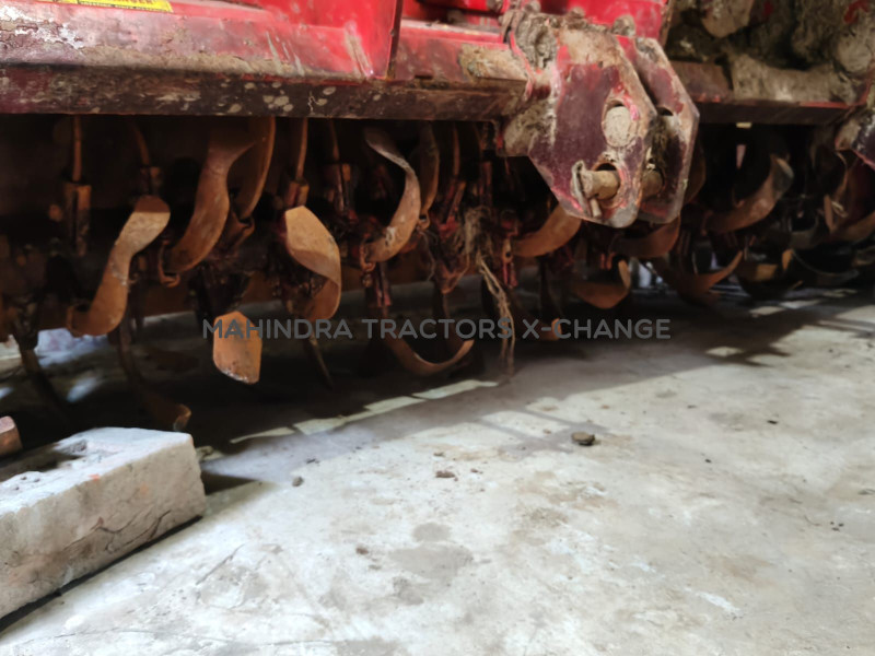 2023 Mahindra YUVO TECH + 585DI-9