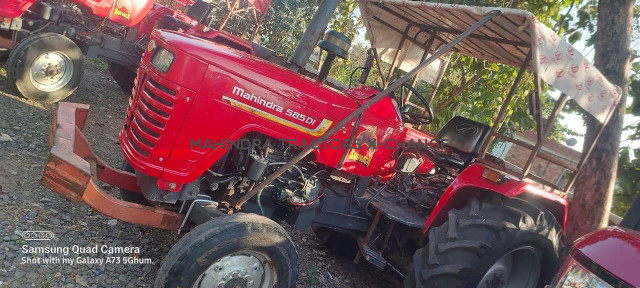 2021 Mahindra 585 DI NST-2