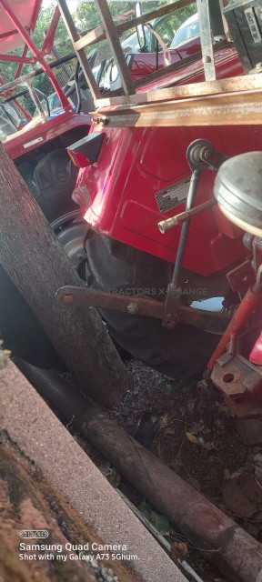 2021 Mahindra 585 DI NST-4