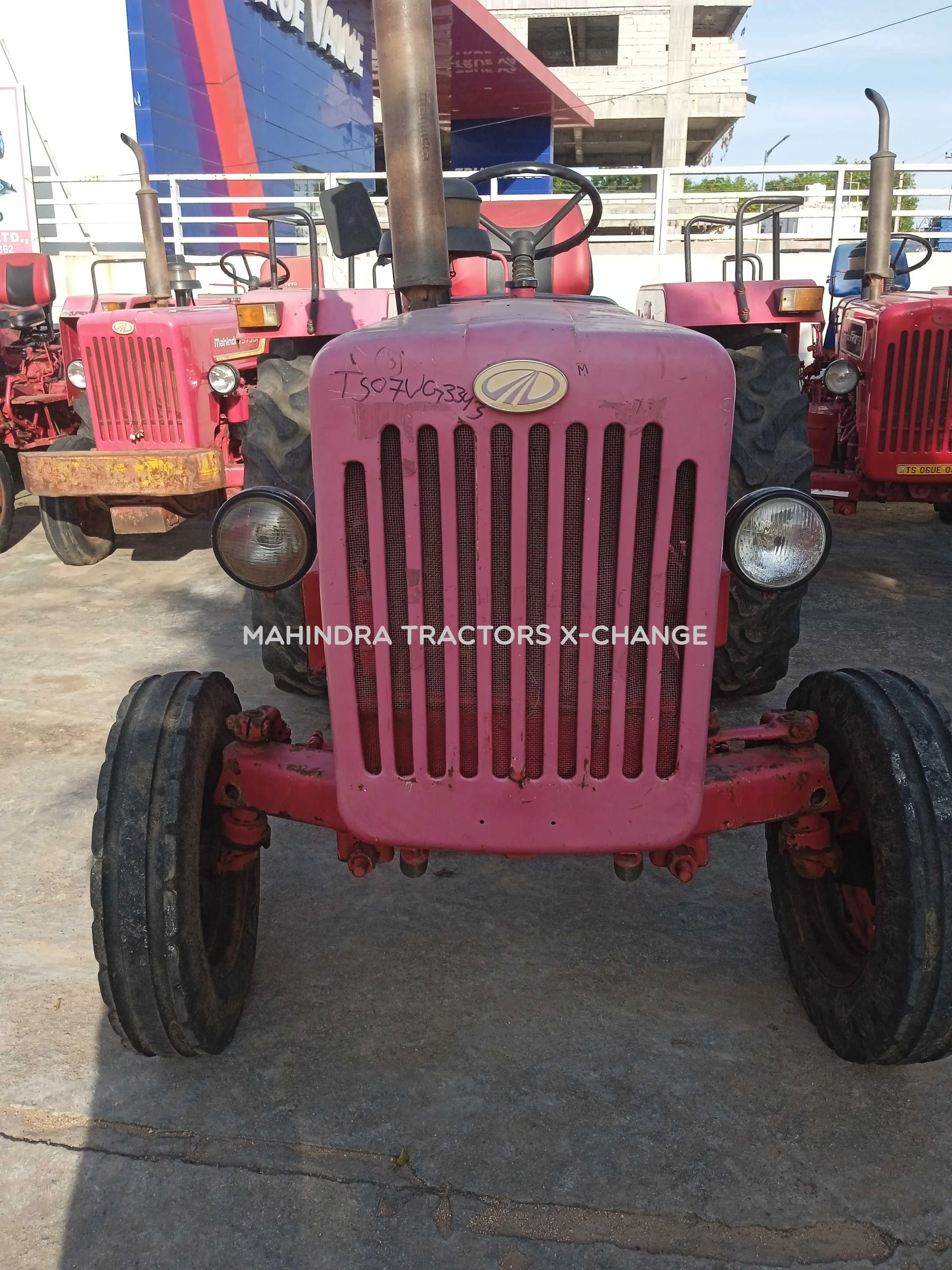 2019 Mahindra 575 DI-1