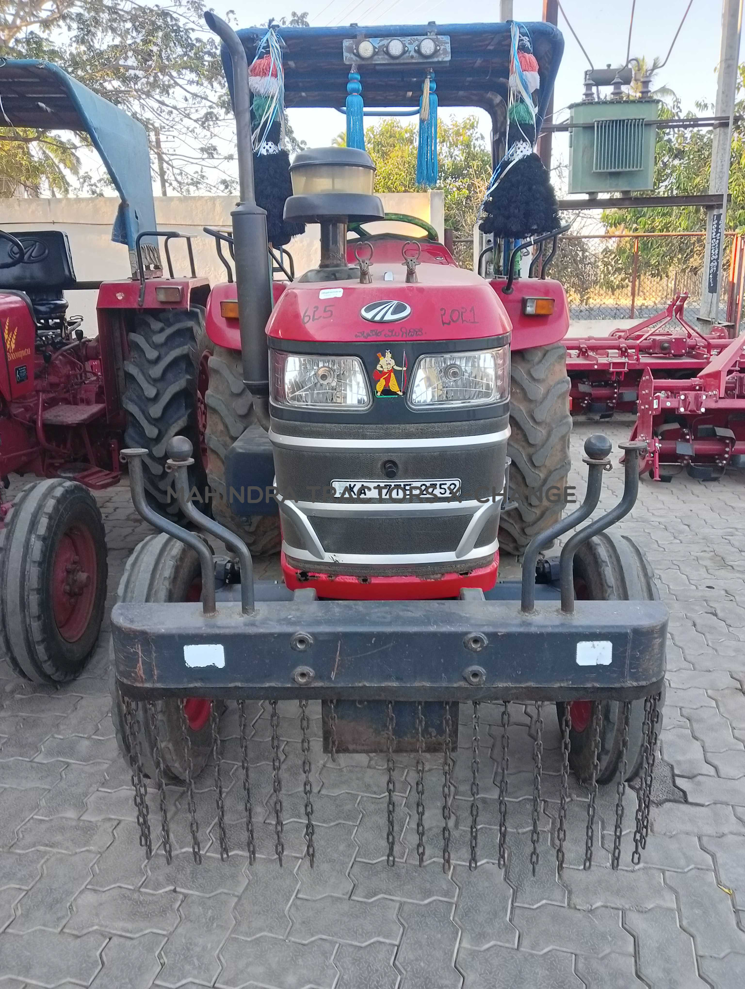 2021 Mahindra YUVO TECH + 575DI-2