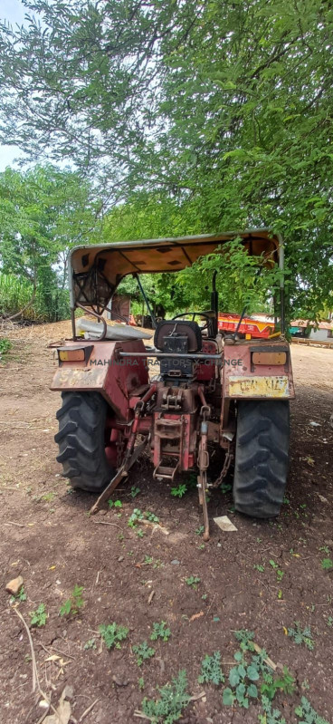 1999 Mahindra 575 DI-3