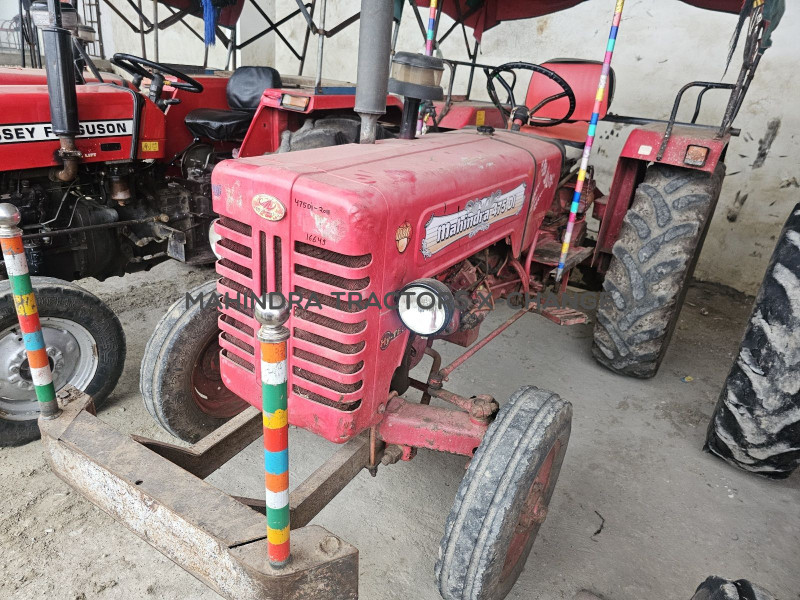 2011 Mahindra 475 DI BP-3